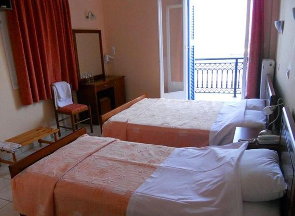 Apollon Hotel Tiros Ruang foto